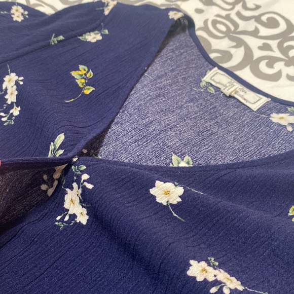 Hippie Rose. Small. Floral Print - Picture 2 of 2